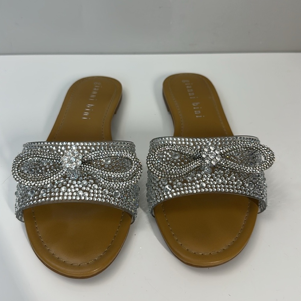 Gianni Bini Lazzara Rhinestone Bow Sandals Size 9.5